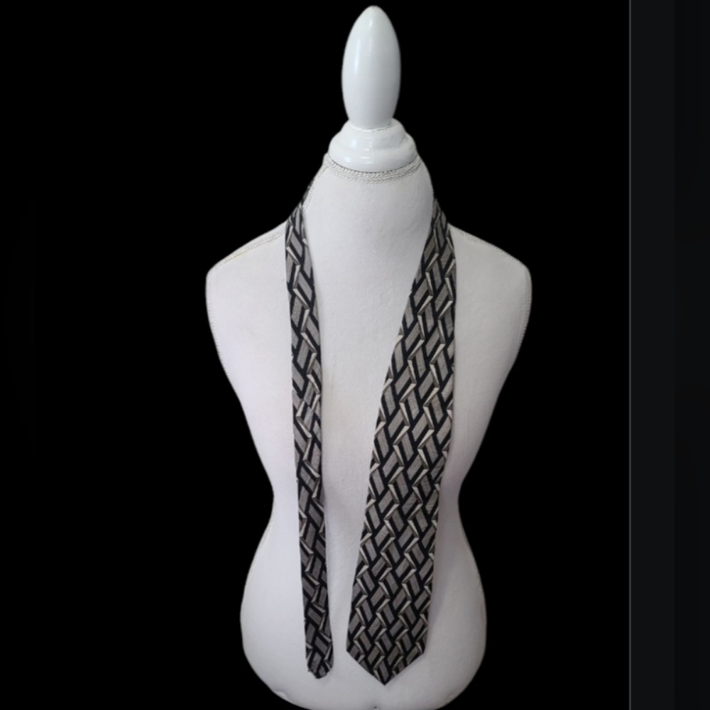 Mens Geometric Tie